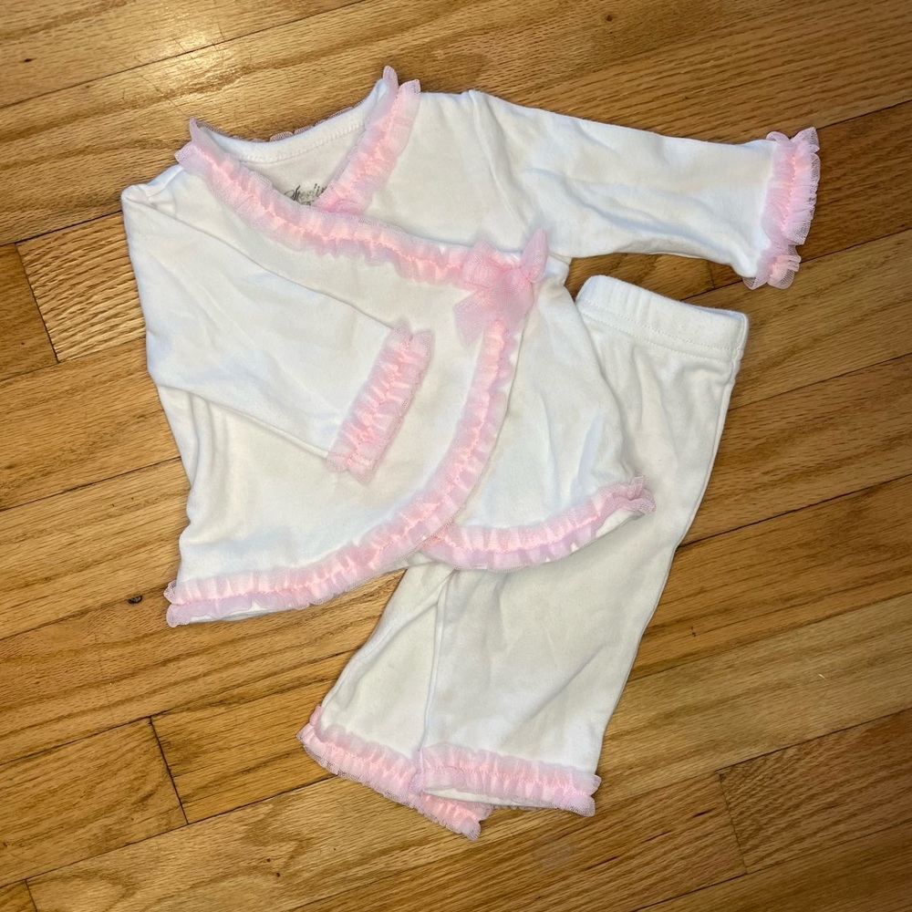 Hospital going home outfit